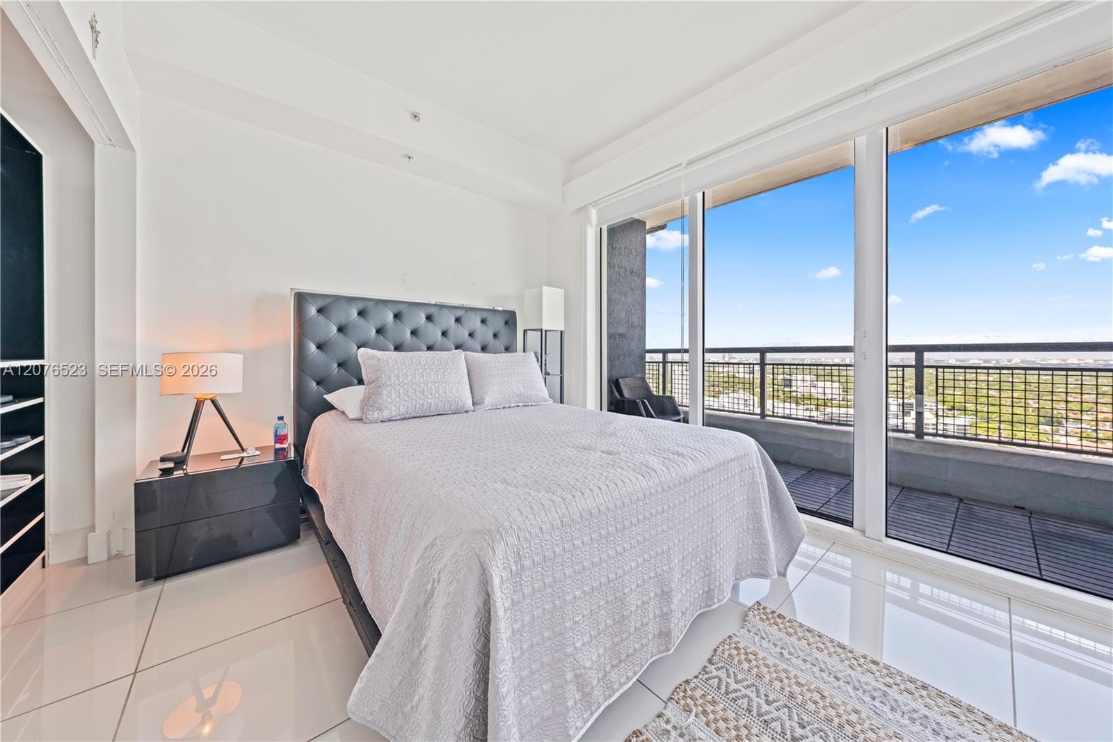 60 SW 13th Street 2403, Miami, FL 33130 photo 14