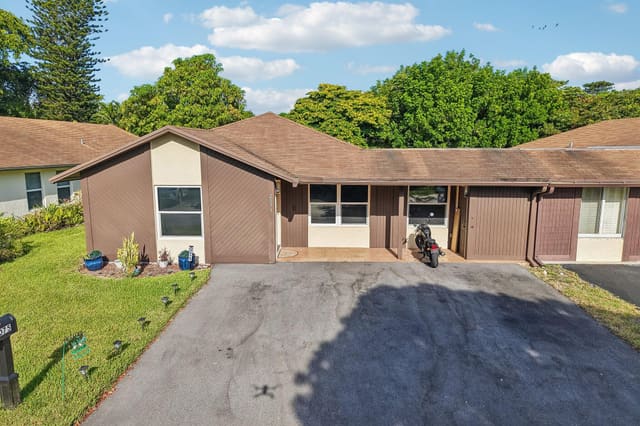 2075 SW 72ND Avenue, Davie, FL 33317