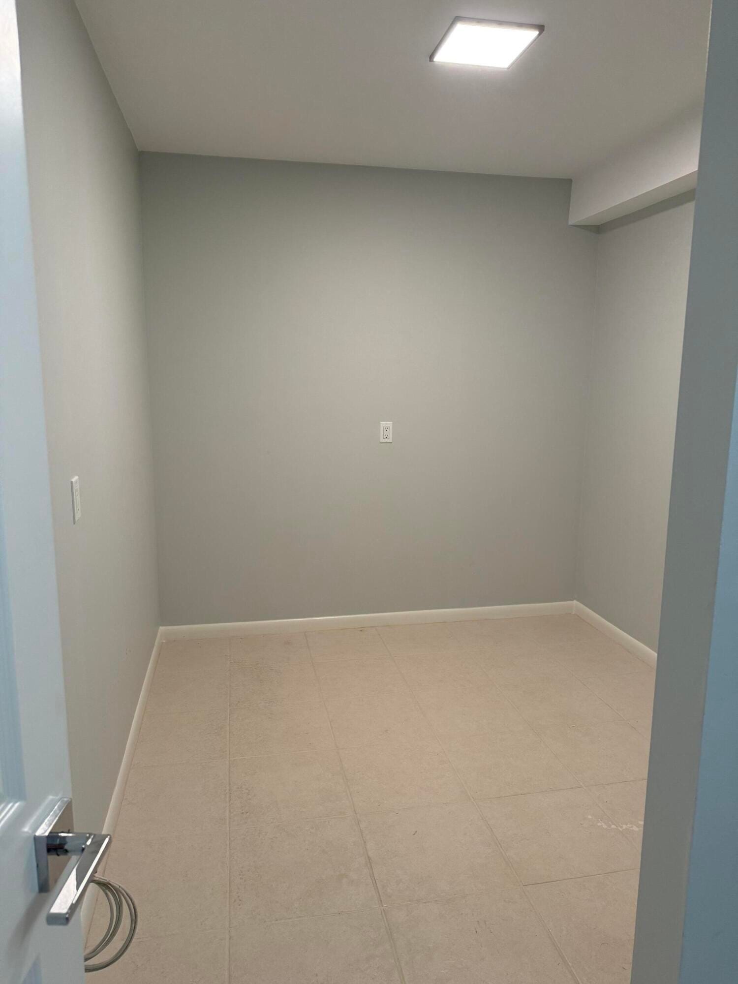 3521 Village Boulevard 305 — photo 7