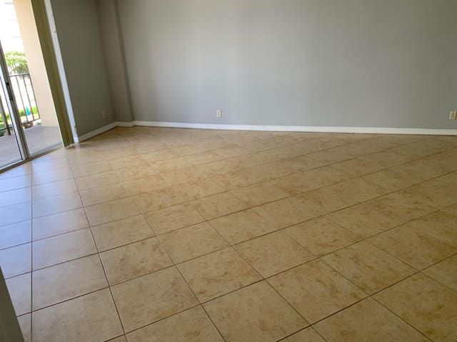 3001 W ROLLING HILLS Circle 709, Rolling Hills Golf And Tennis Club, Davie, FL