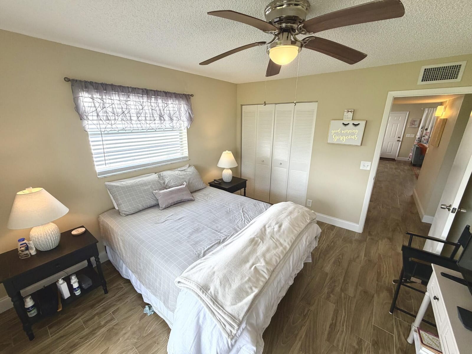 89 Normandy B, Delray Beach, FL 33484 photo 19