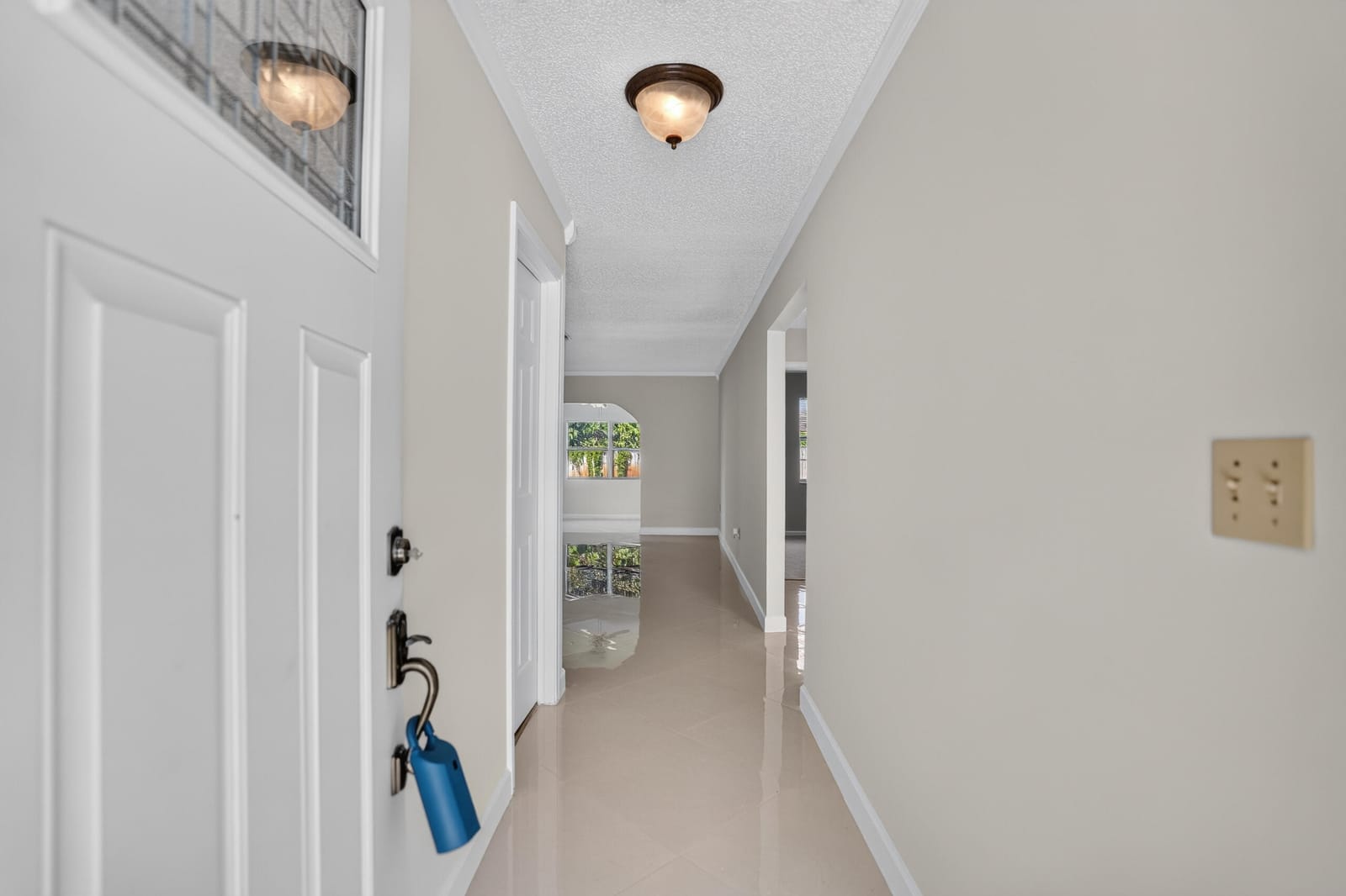 702 PLACE TAVANT — photo 4