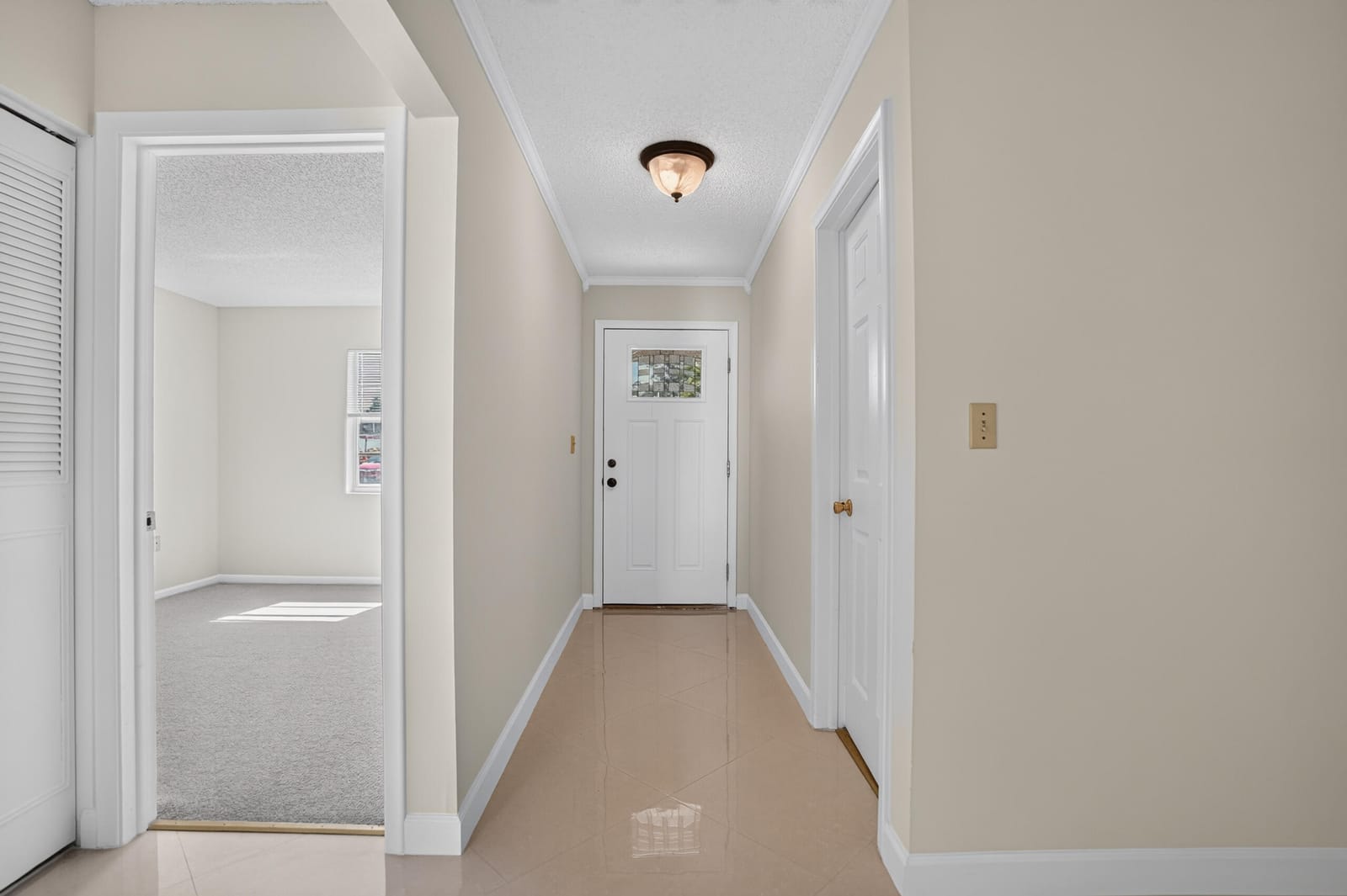 702 PLACE TAVANT — photo 5