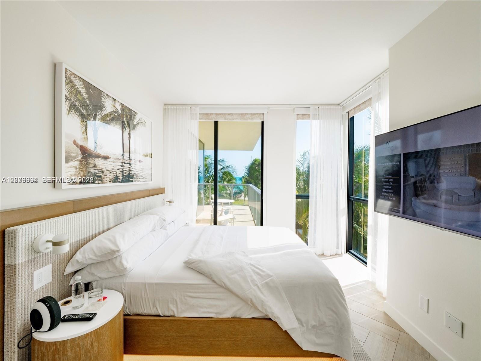 2201 Collins Avenue 428 — photo 12
