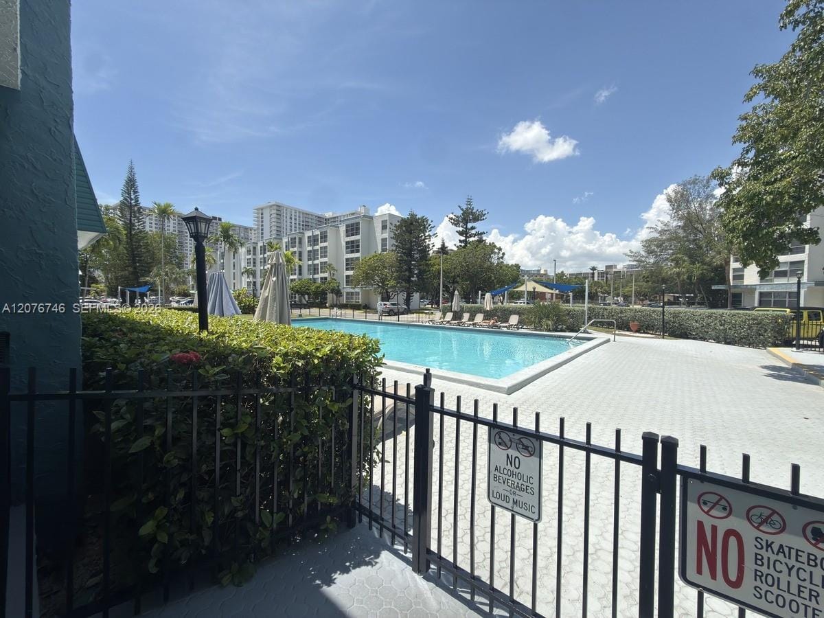 17560 Atlantic Boulevard 503 — photo 7