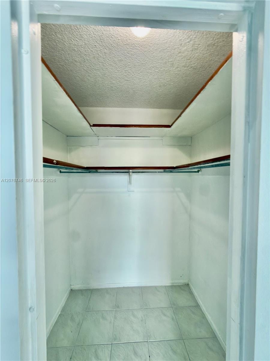 17560 Atlantic Boulevard 503 — photo 9