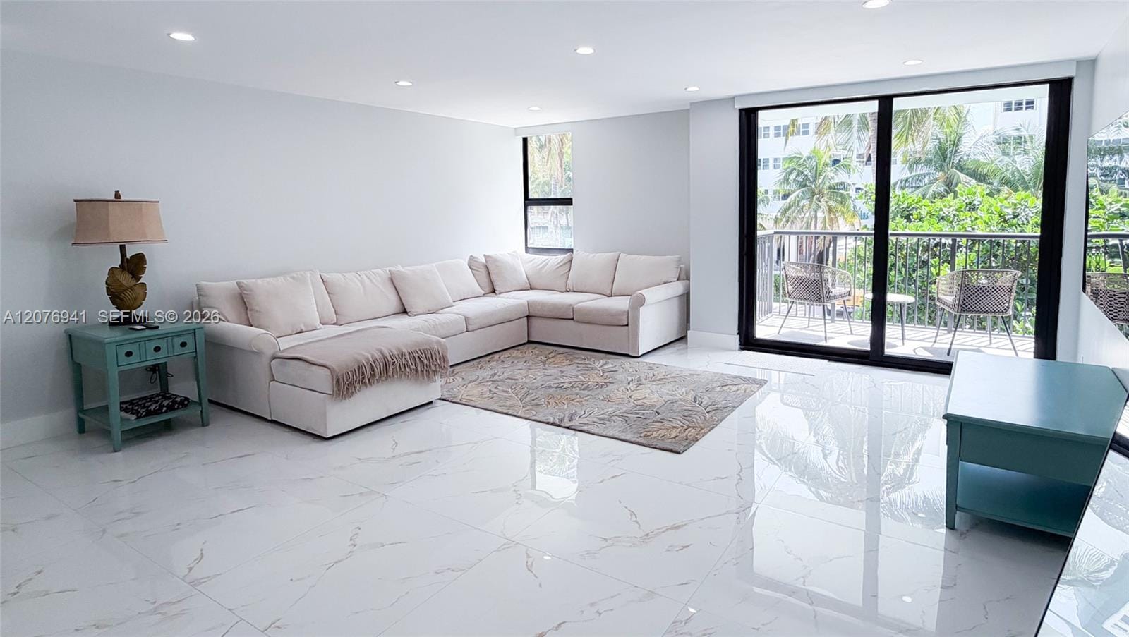 1800 Collins Avenue 3H, Miami Beach, FL 33139