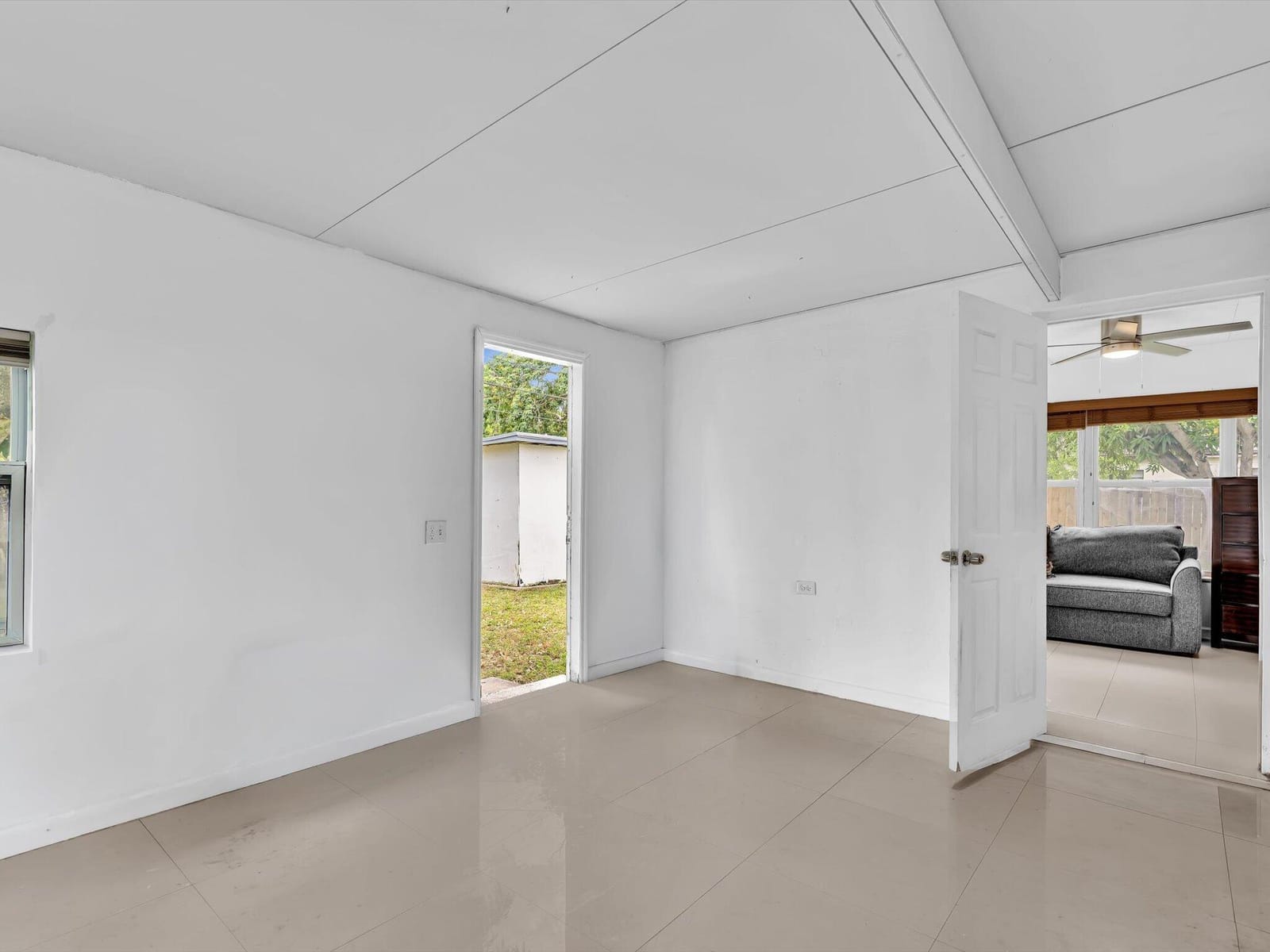 1580 NE 43RD Court, Pompano Beach, FL 33064 photo 14