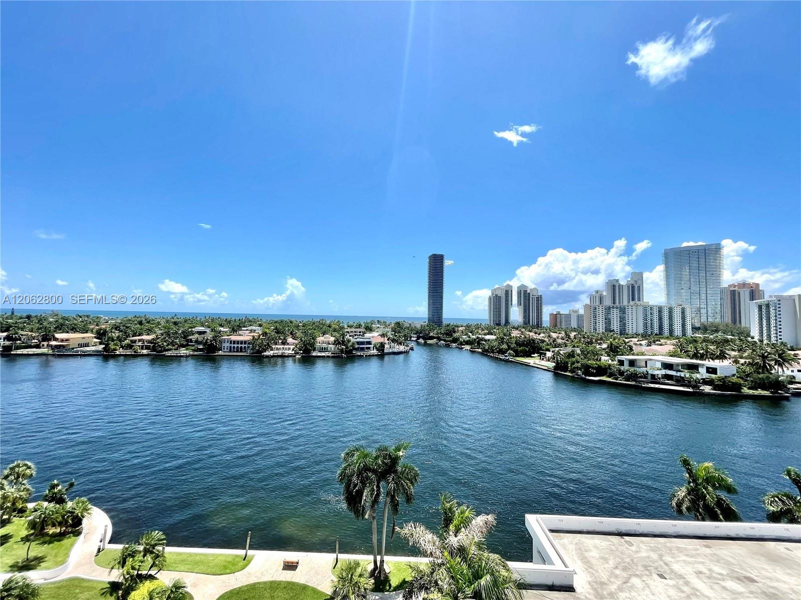19707 Turnberry Way 10E, Aventura, FL 33180 photo 2