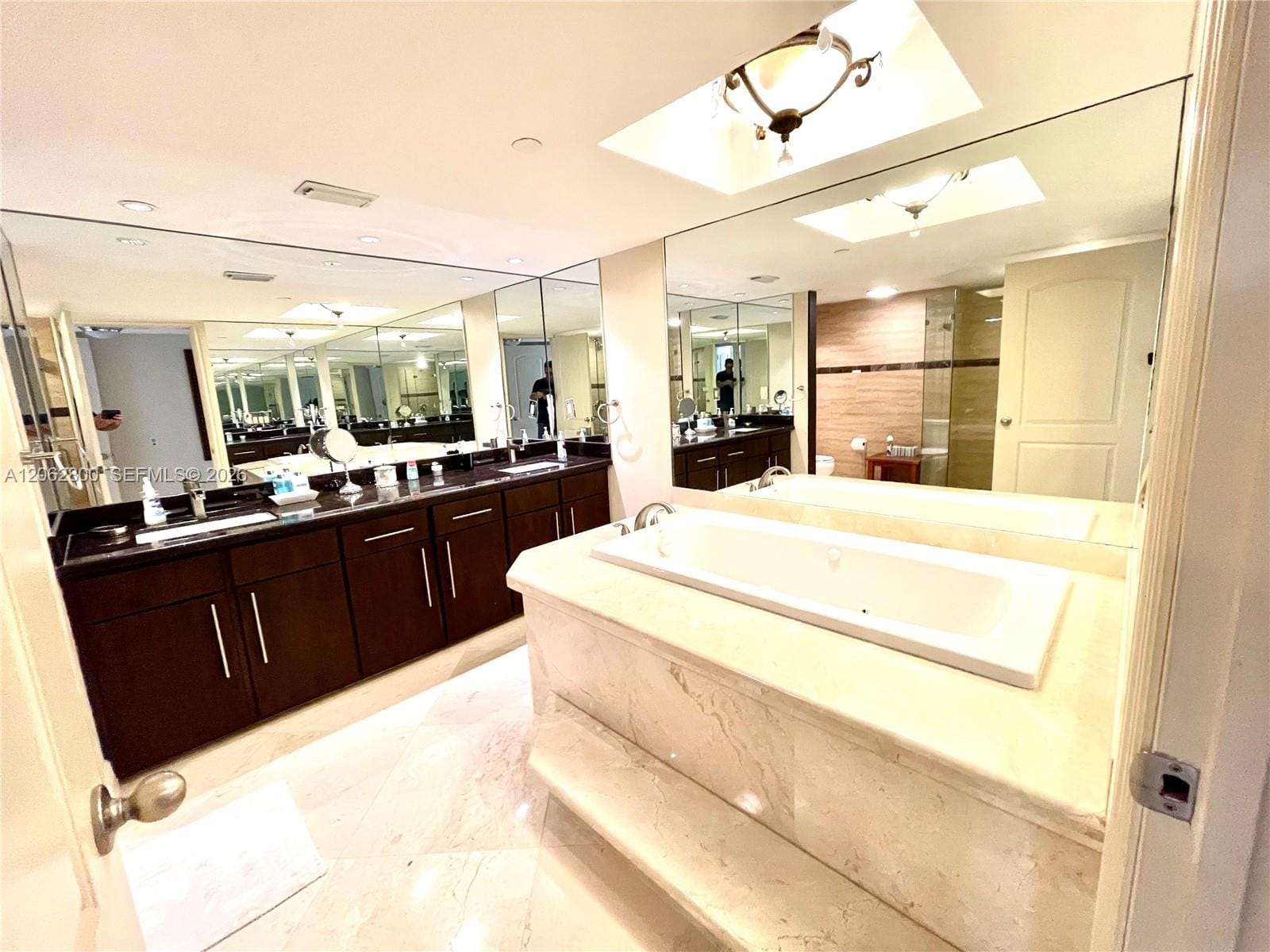 19707 Turnberry Way 10E, Aventura, FL 33180 photo 12