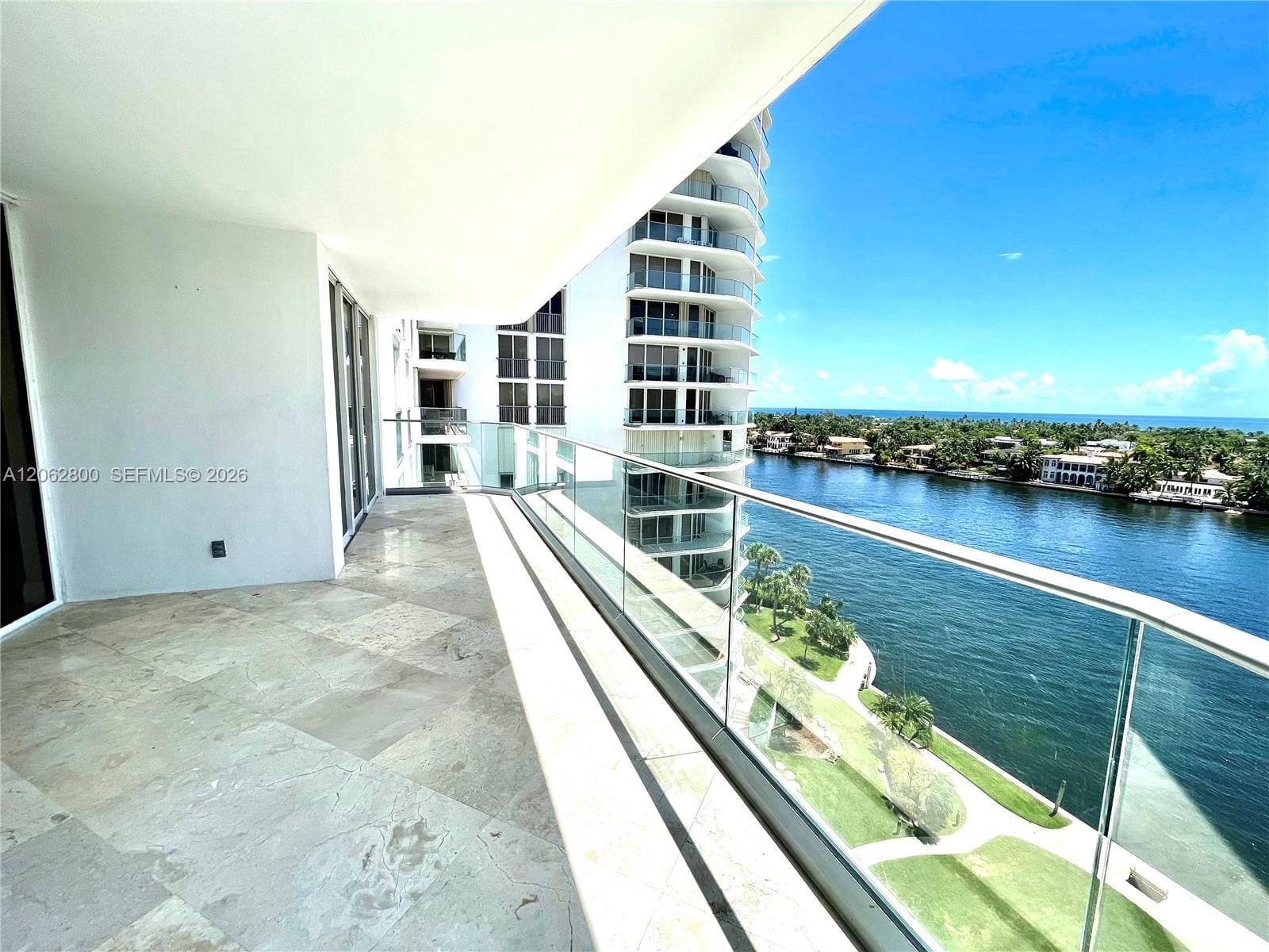 19707 Turnberry Way 10E, Aventura, FL 33180 photo 3