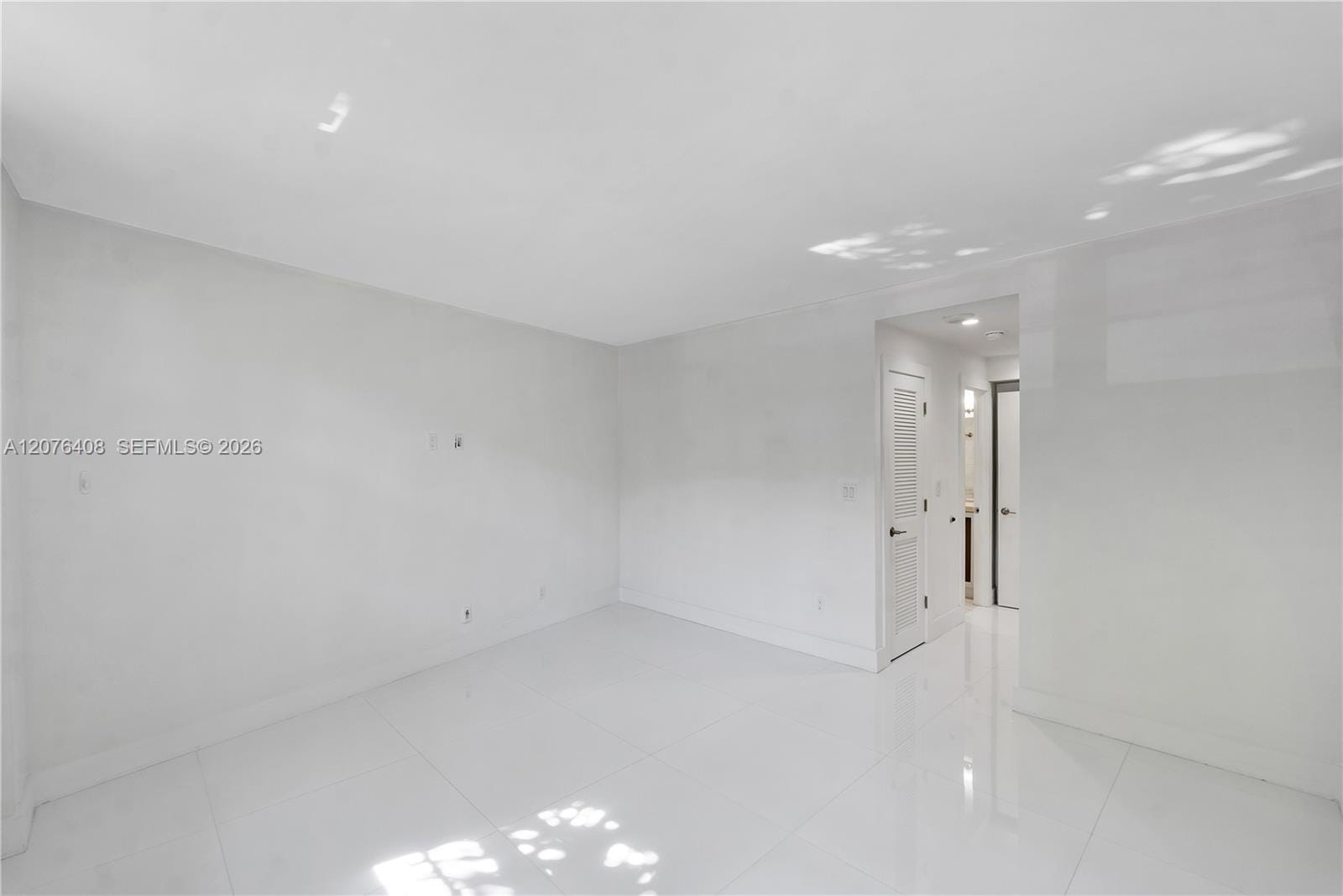 90 Edgewater Drive 104 — photo 12