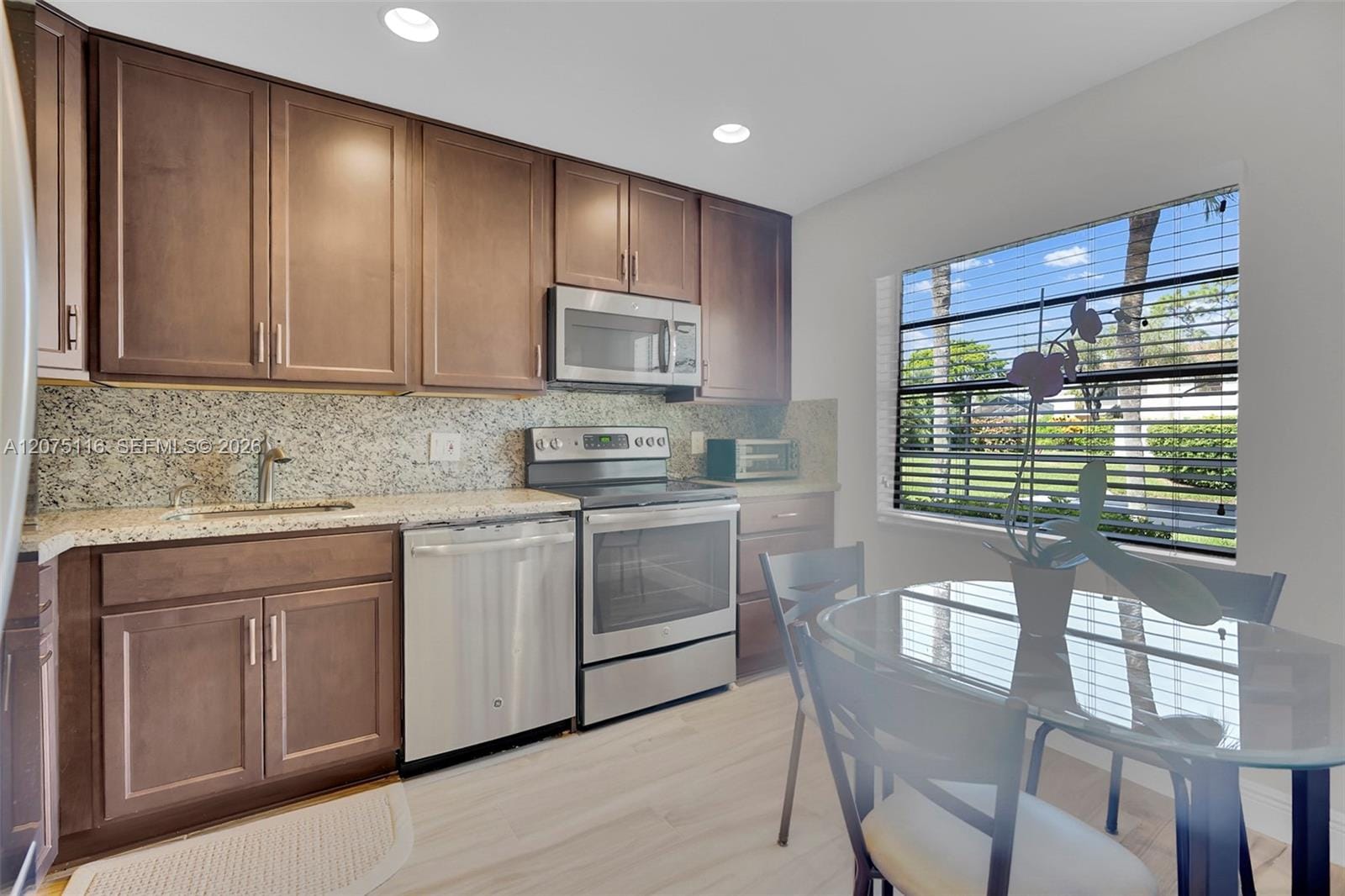 21682 Cypress Road 11E — photo 8