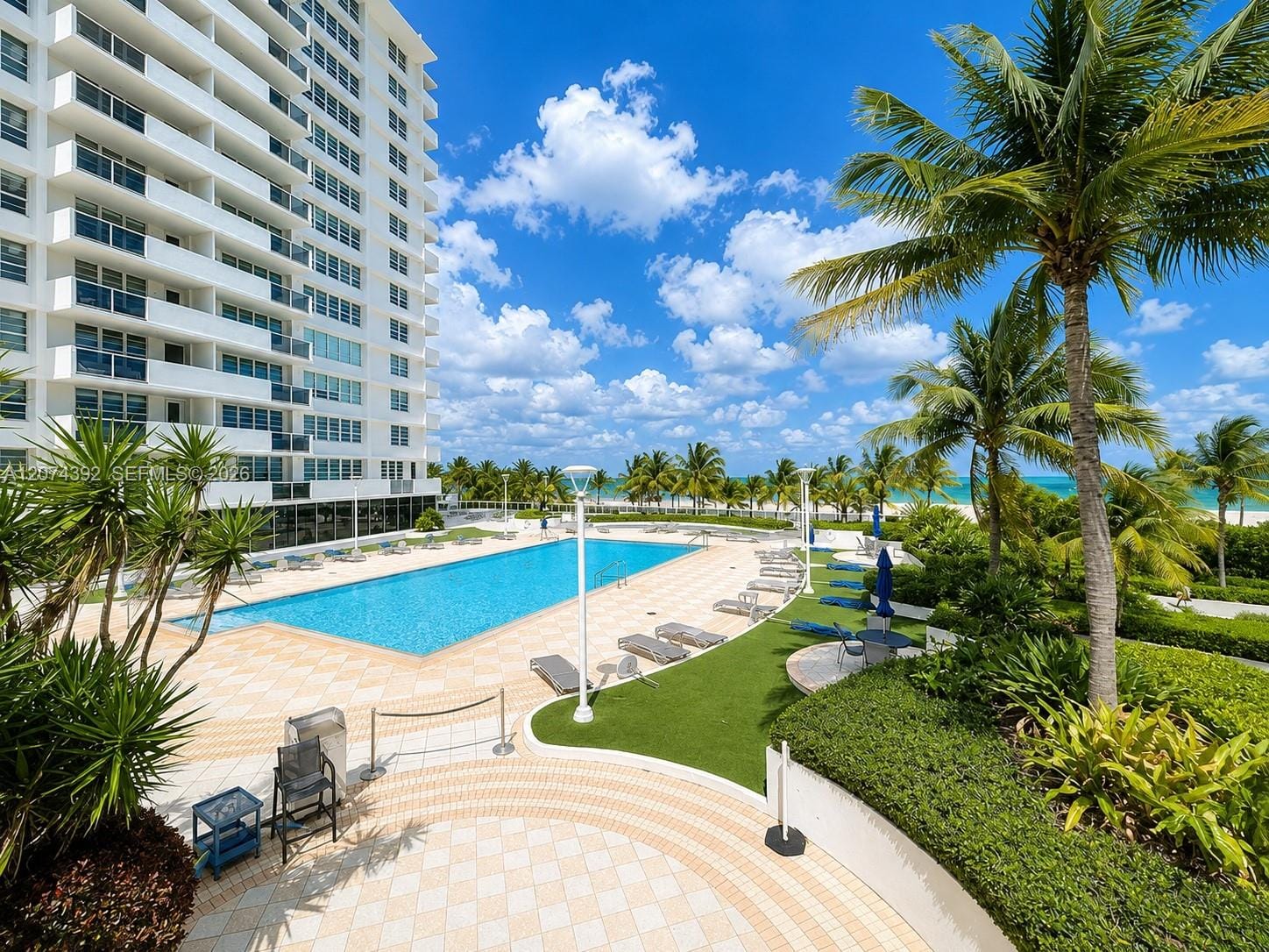 100 Lincoln Road 631 — photo 10