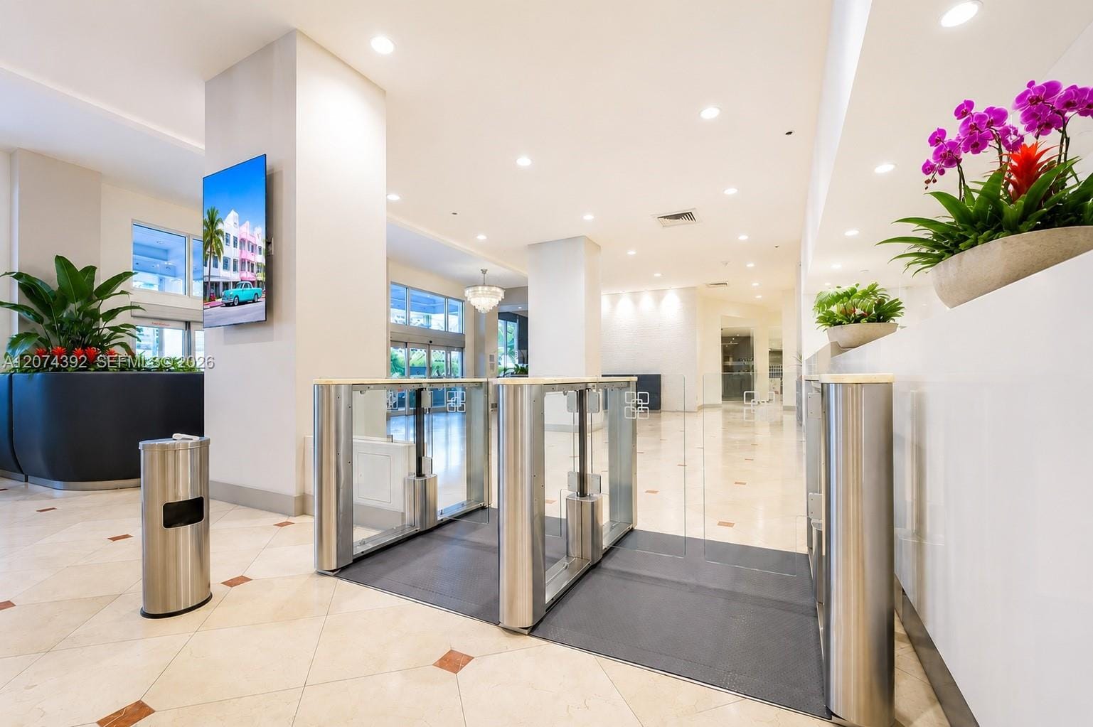 100 Lincoln Road 631 — photo 7