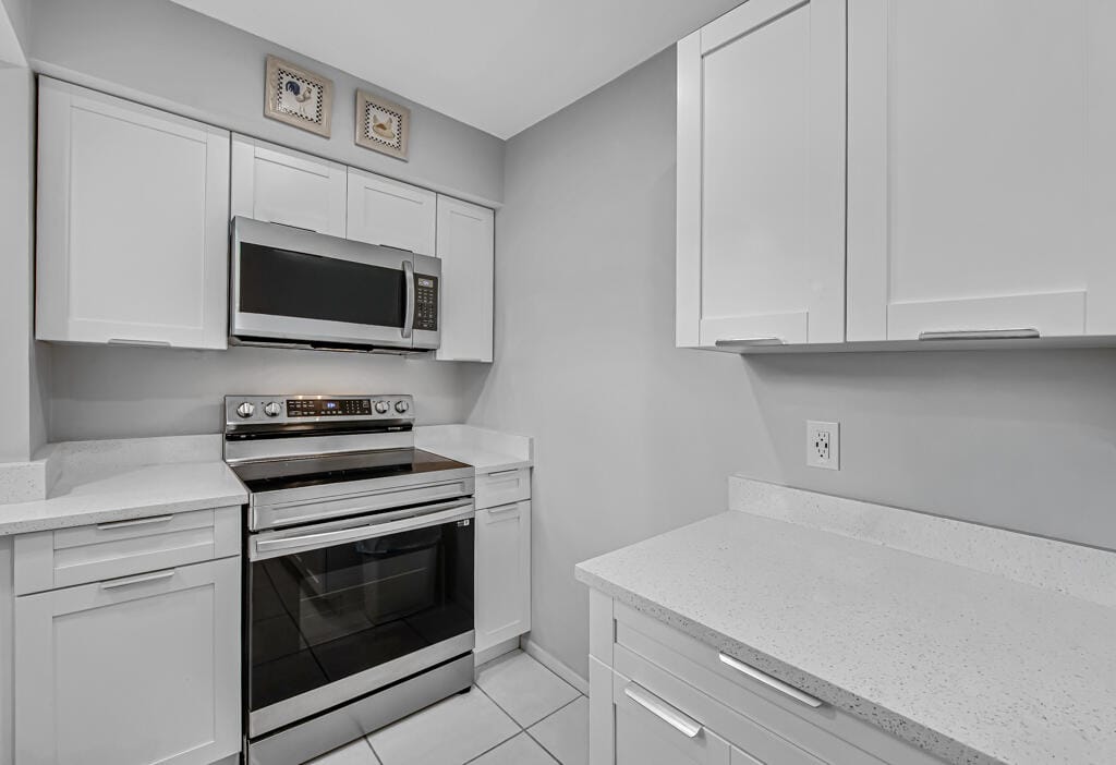752 LORI Drive 217, Palm Springs, FL 33461 photo 12