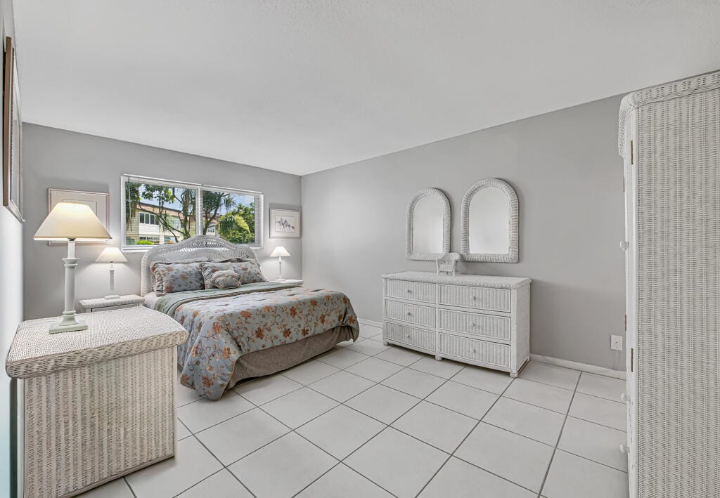 752 LORI Drive 217, Palm Springs, FL 33461 photo 14