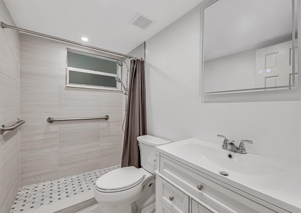 752 LORI Drive 217, Palm Springs, FL 33461 photo 4