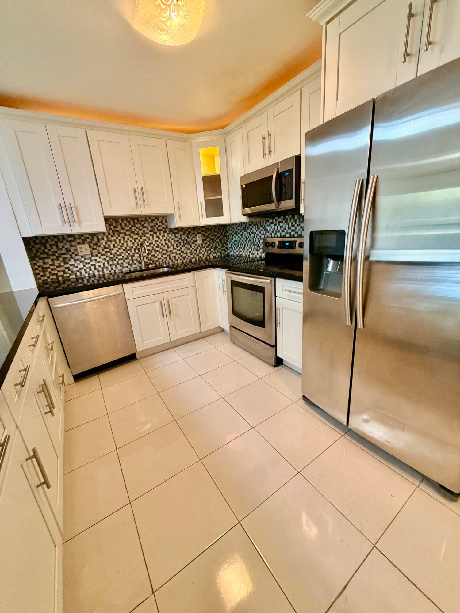 4159 NW 90th Avenue 204 — photo 2