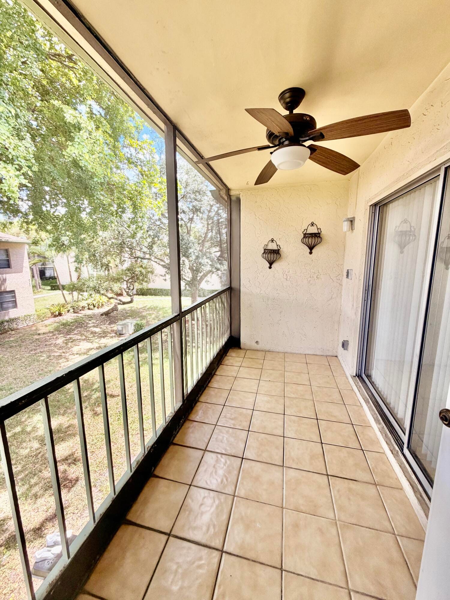 4159 NW 90th Avenue 204 — photo 3