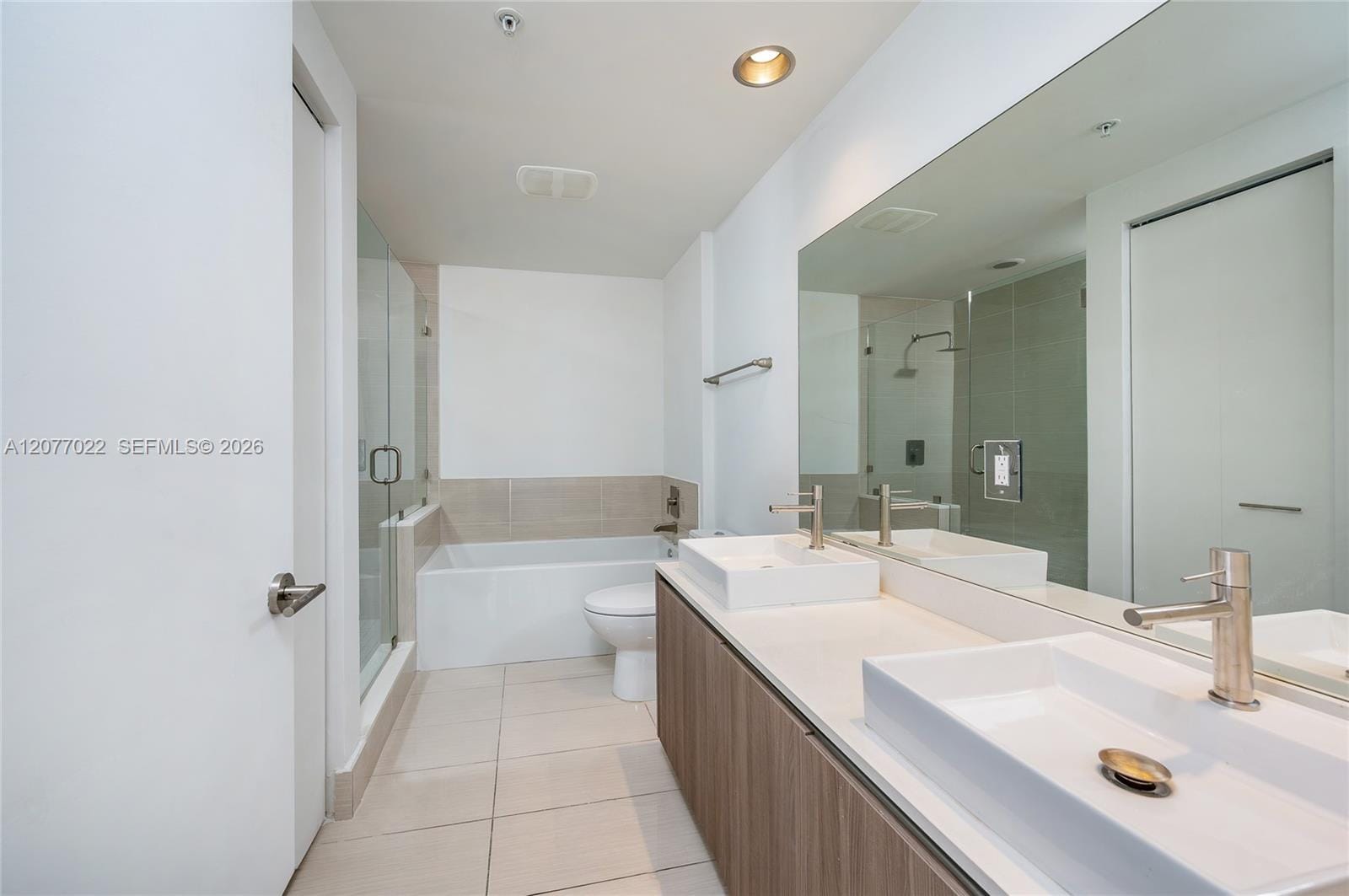 201 SW 17th Road 602, Miami, FL 33129 photo 20