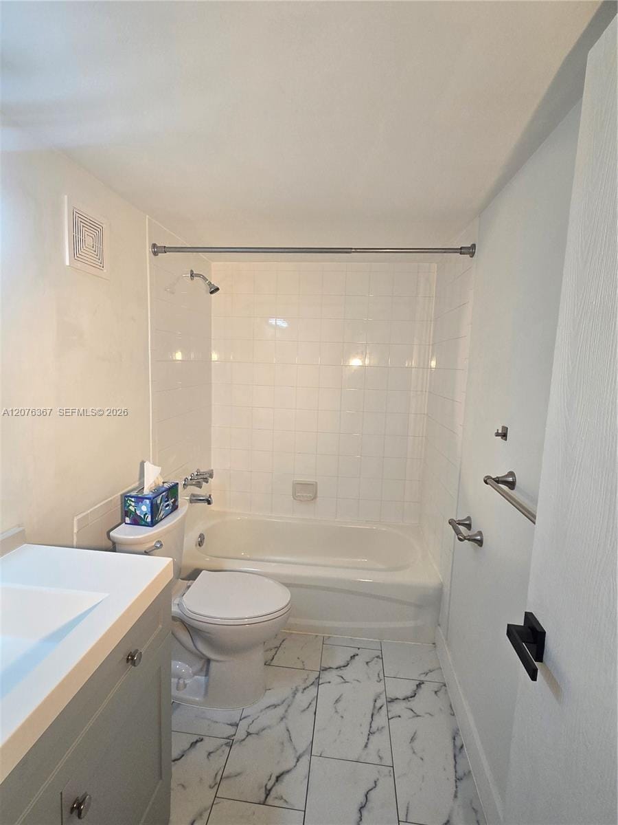 500 NE 2nd Street 417 — photo 7