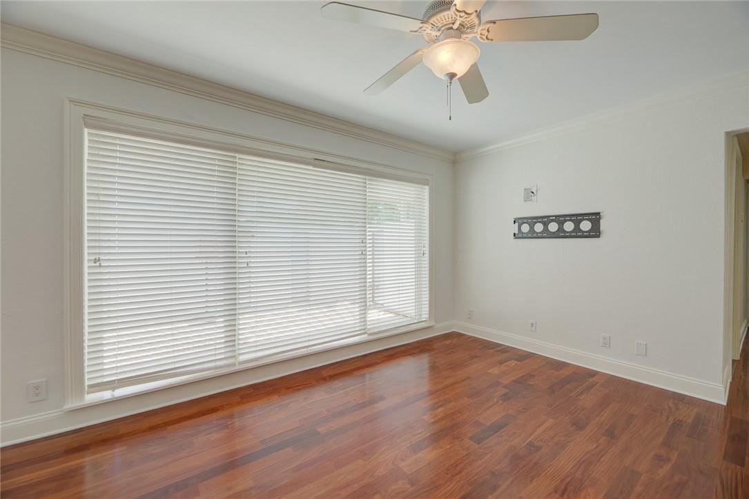 2709 NE 16TH Avenue — photo 2
