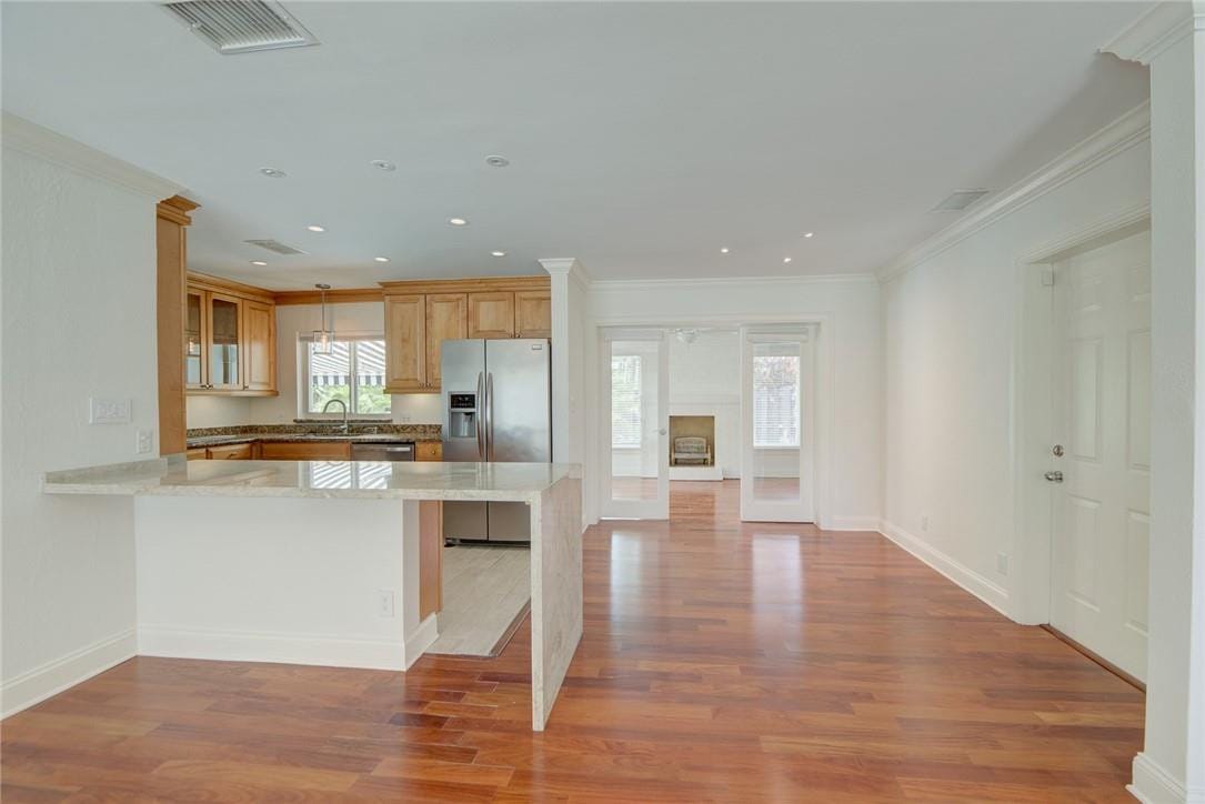 2709 NE 16TH Avenue — photo 3
