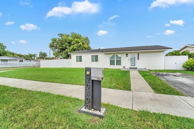 20400 NW 38th Court, Miami Gardens, FL 33055