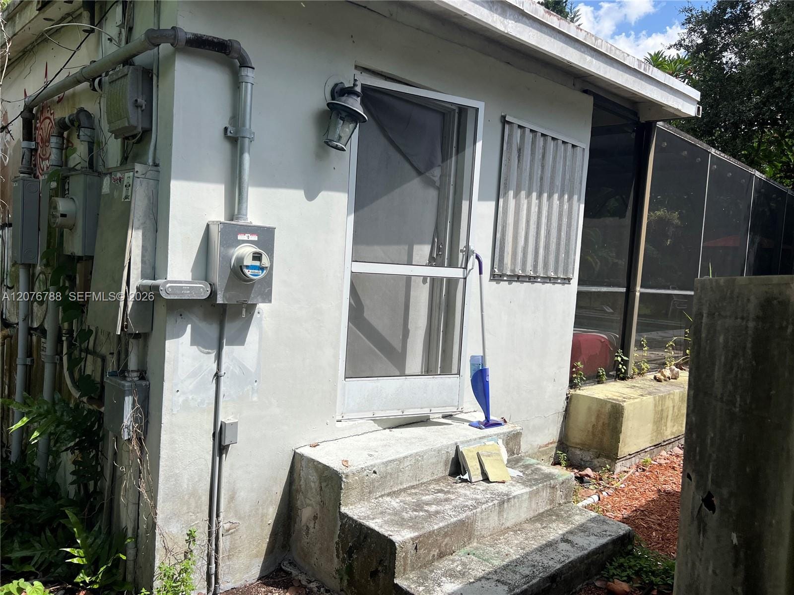 11429 NE 11th Place, Biscayne Park, FL 33161 photo 3