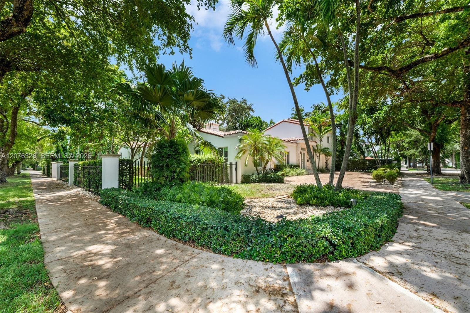 100 Sarto Avenue, Coral Gables, FL 33134 photo 16
