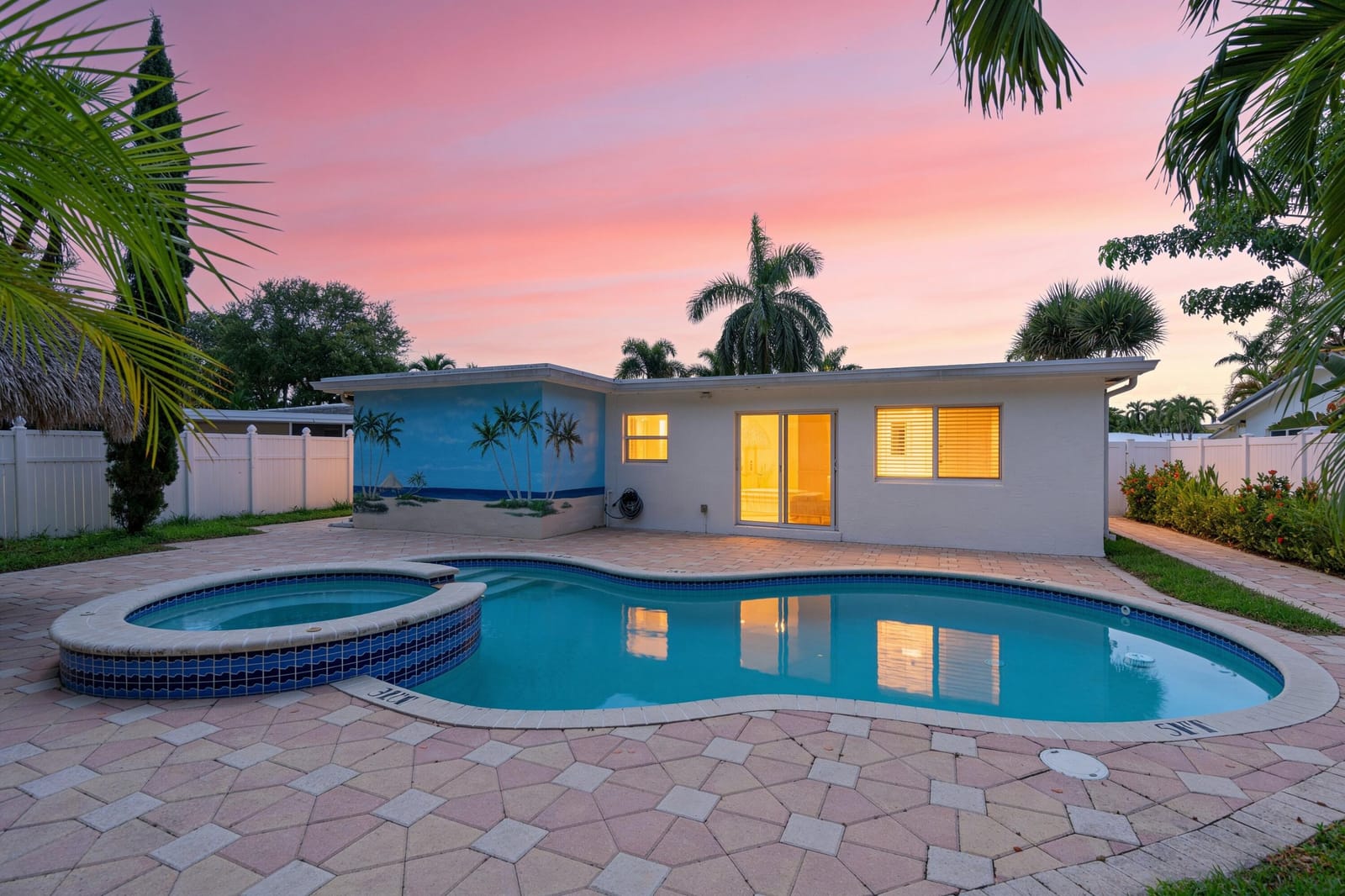 319 SW 2ND Street, Boca Raton, FL 33432 photo 27