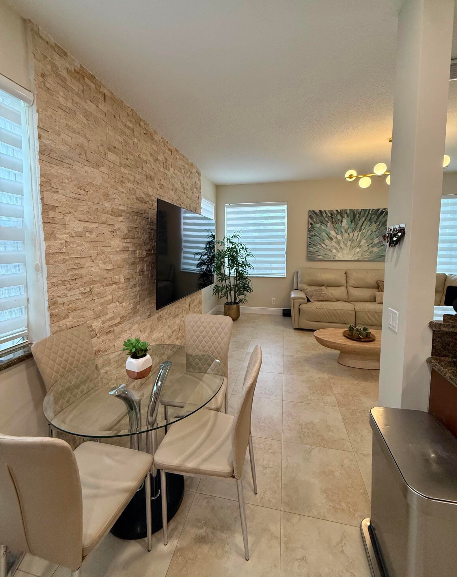 844 Falling Water Road — photo 2