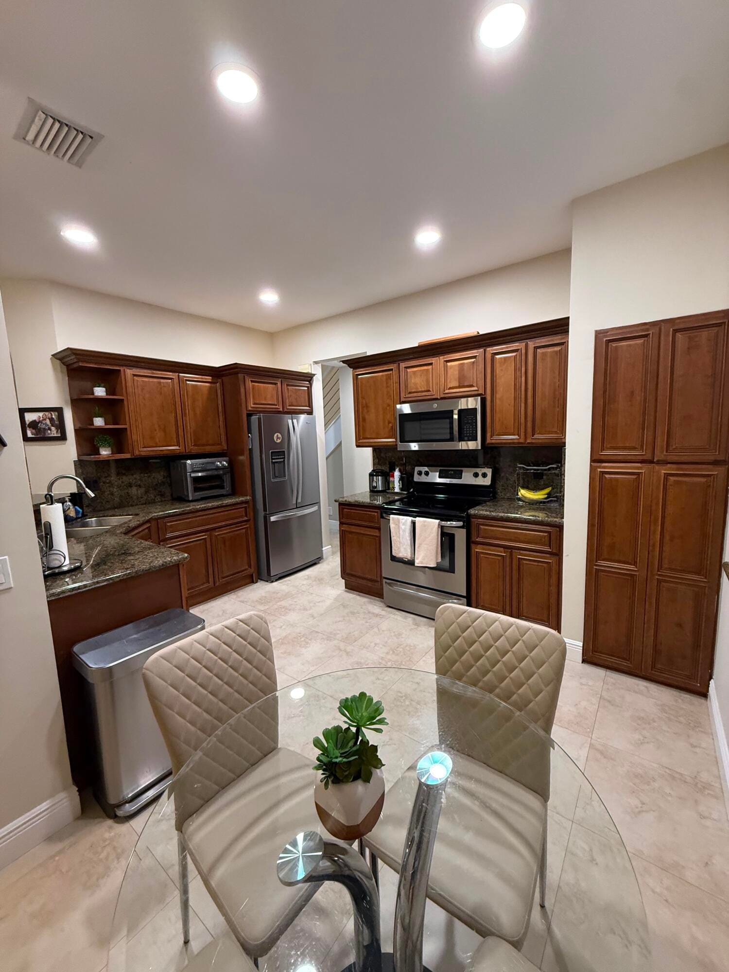 844 Falling Water Road — photo 8