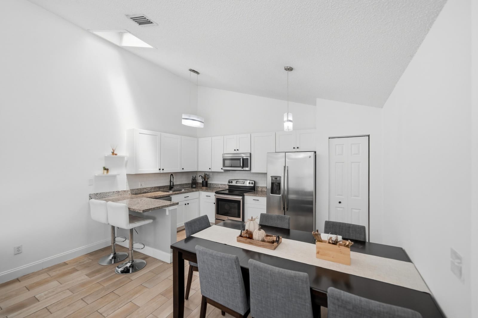 5799 GOLDEN EAGLE Circle — photo 11