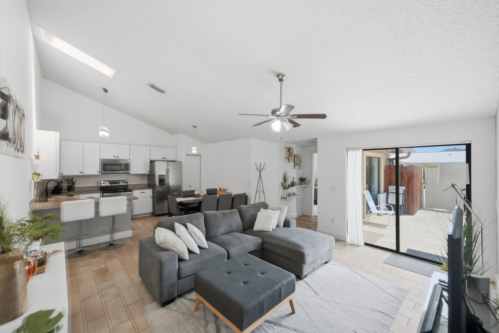 5799 GOLDEN EAGLE Circle — photo 10
