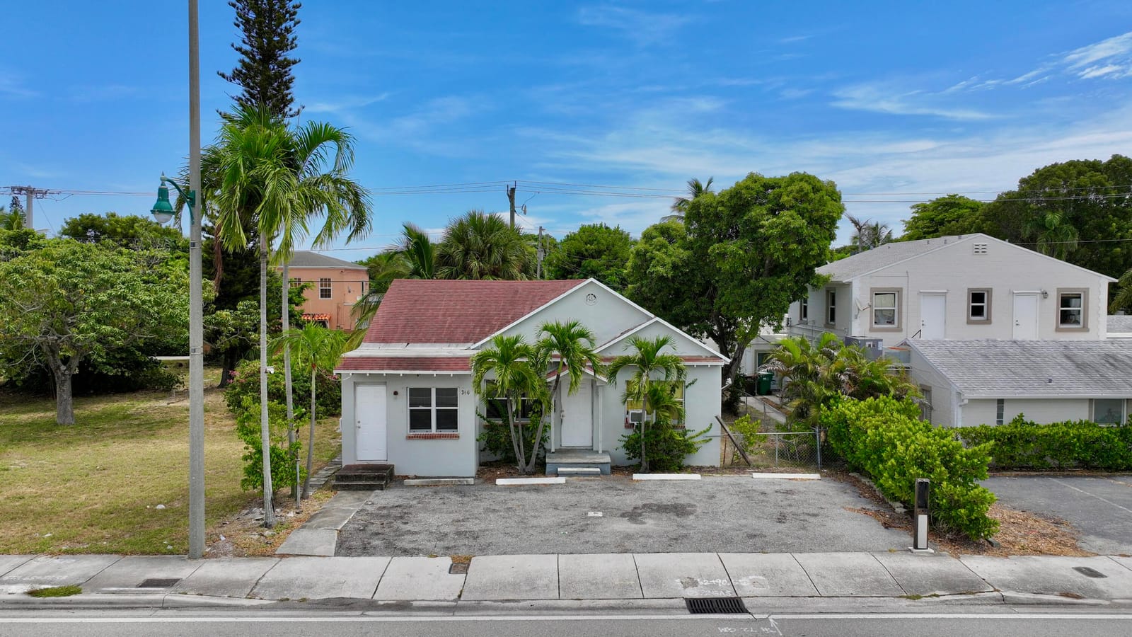 3608 Broadway Avenue — photo 2