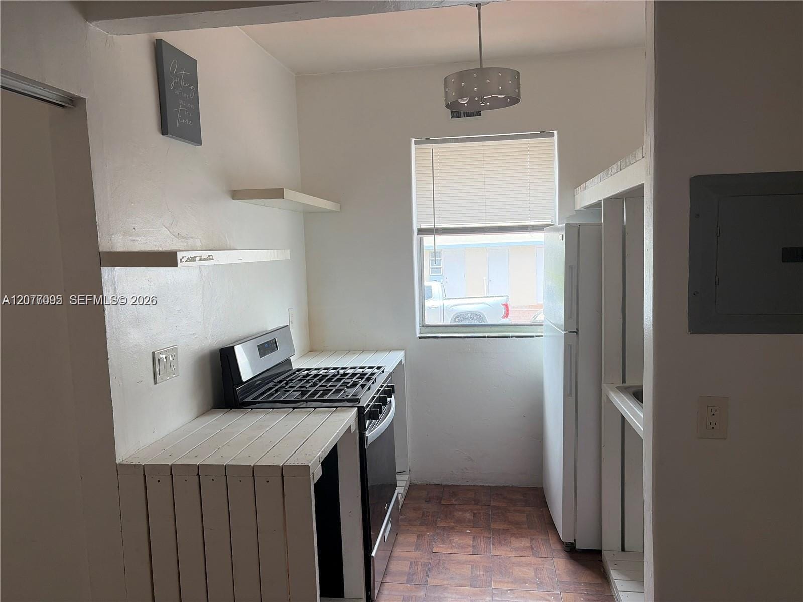 900 Jefferson Avenue 2 — photo 12