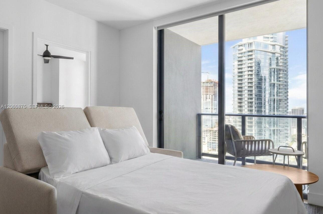 159 NE 6th Street 3413, Miami, FL 33132 photo 7