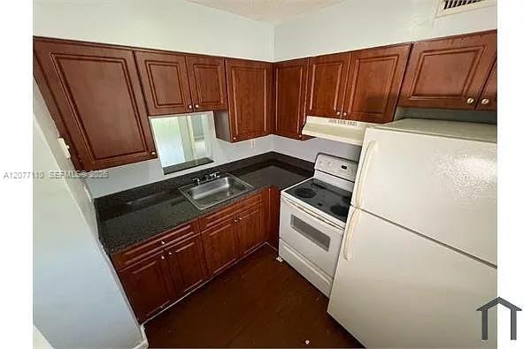 3400 NW 30th Street 6, Lauderdale Lakes, FL 33311 photo 4