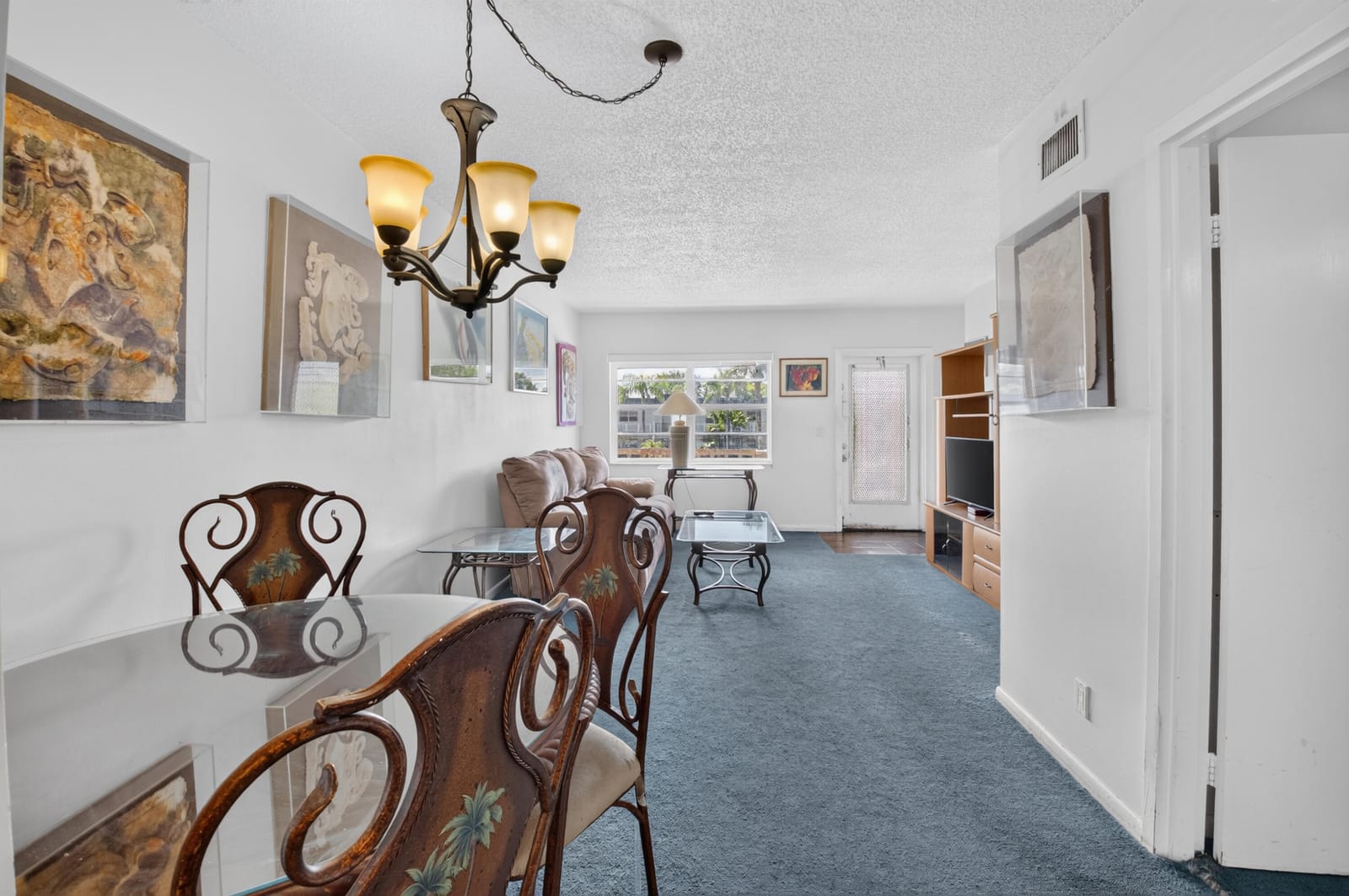 2 Abbey Lane 205 — photo 11