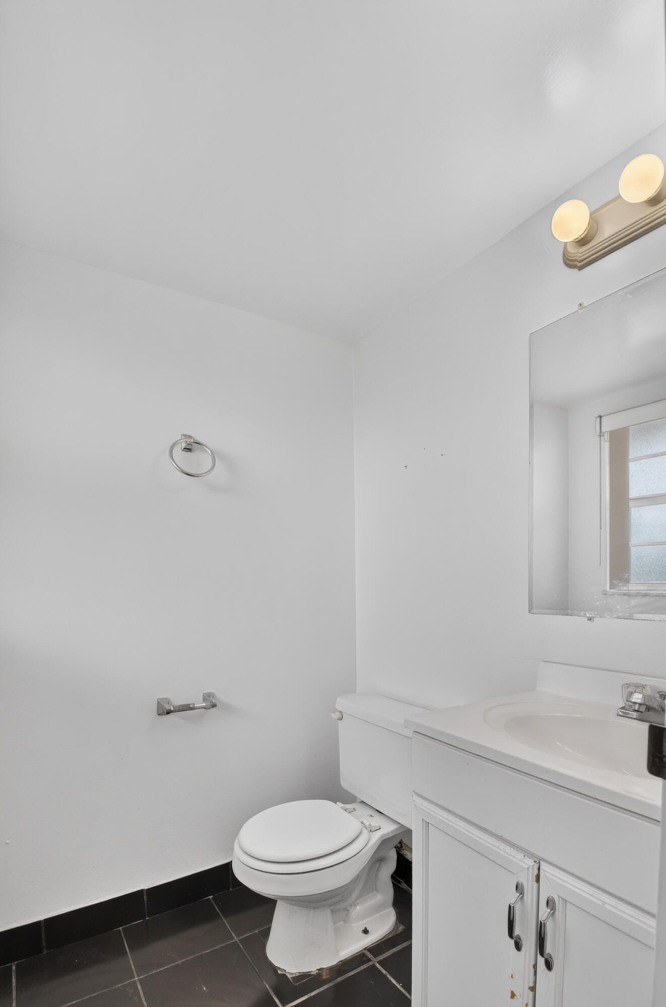 2 Abbey Lane 205 — photo 7