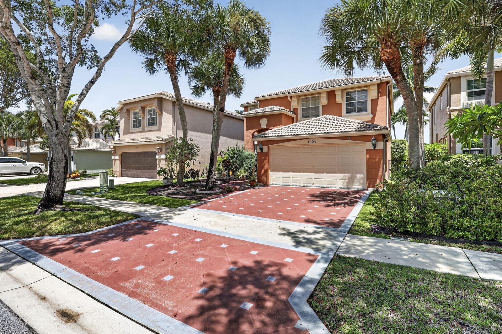 1158 OAKWATER Drive — photo 2