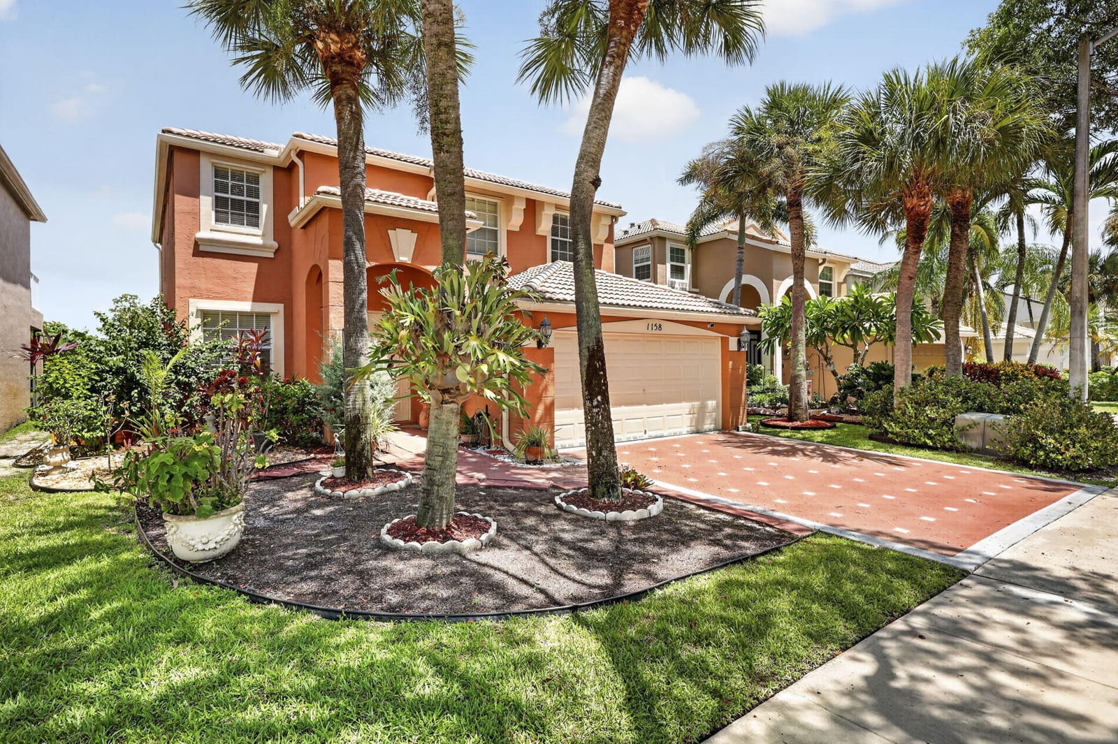 1158 OAKWATER Drive — photo 3