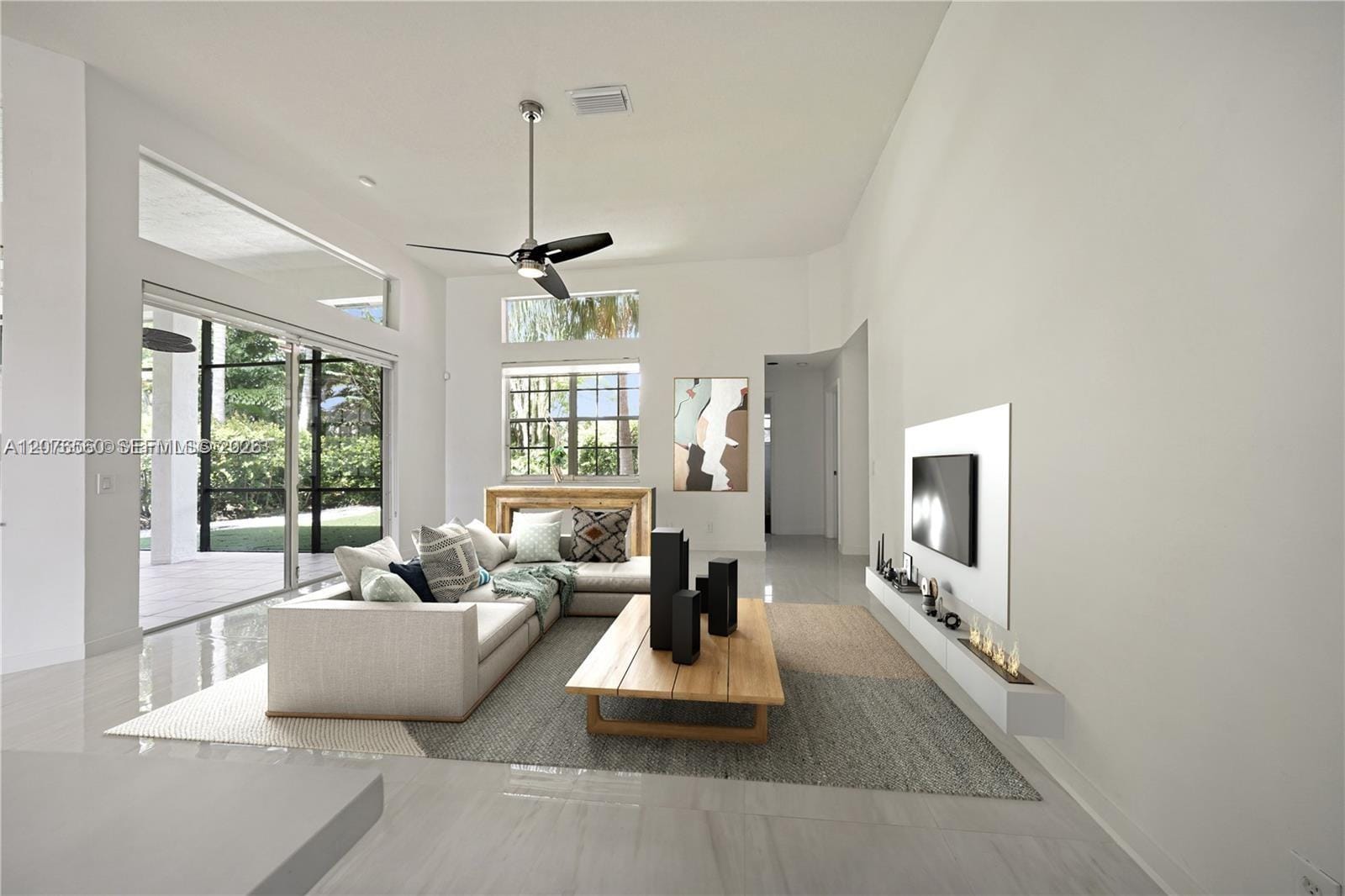 2527 Jardin Drive 2527 — photo 3