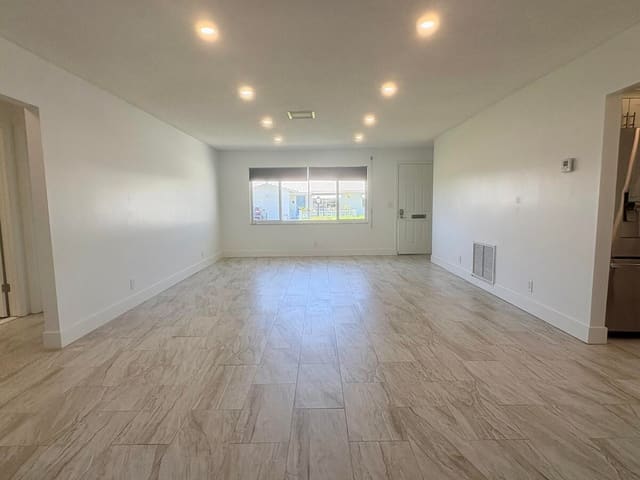 1590 SW 14TH Avenue, Boynton Beach, FL 33426