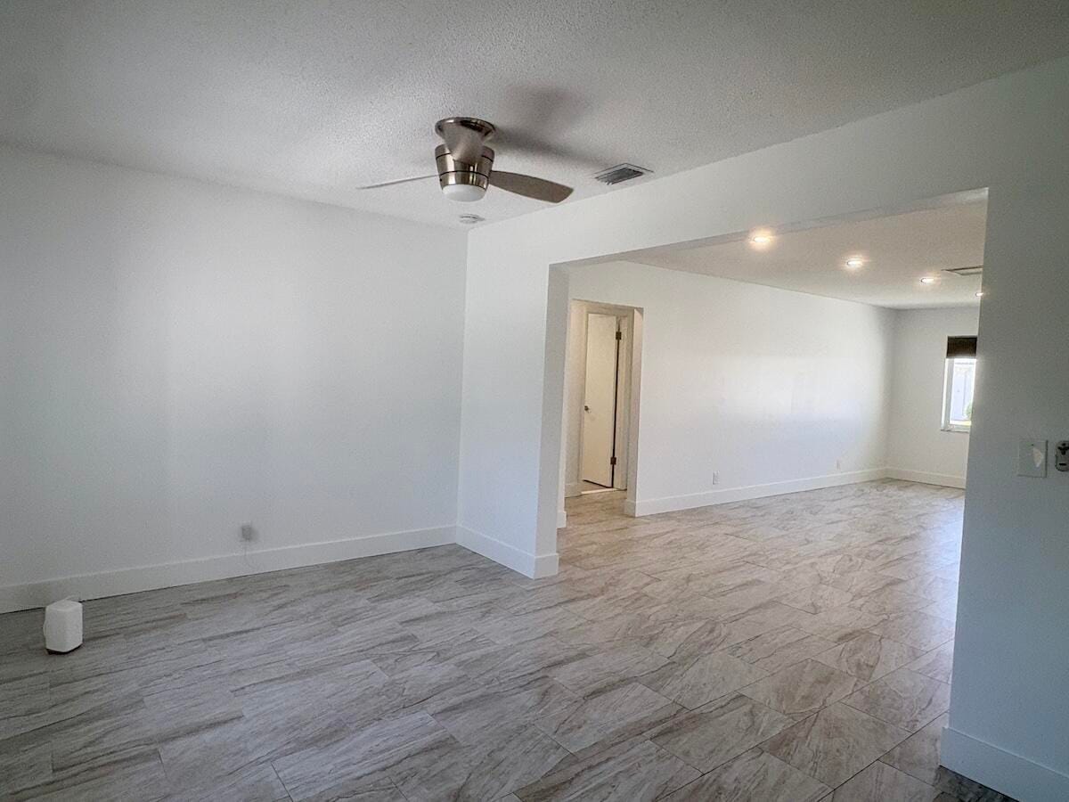 1590 SW 14TH Avenue, Boynton Beach, FL 33426 photo 11