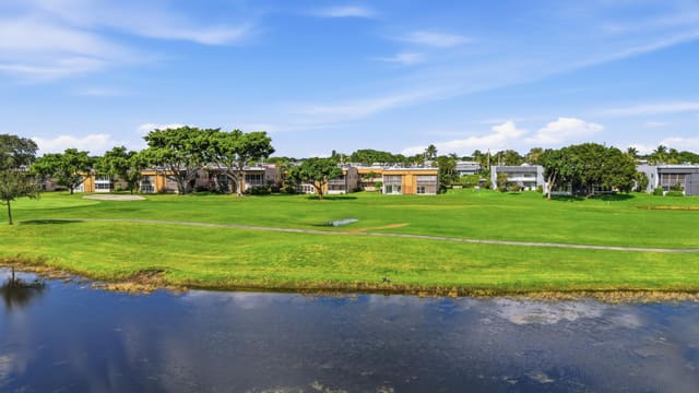 3 Flanders A, Delray Beach, FL 33484