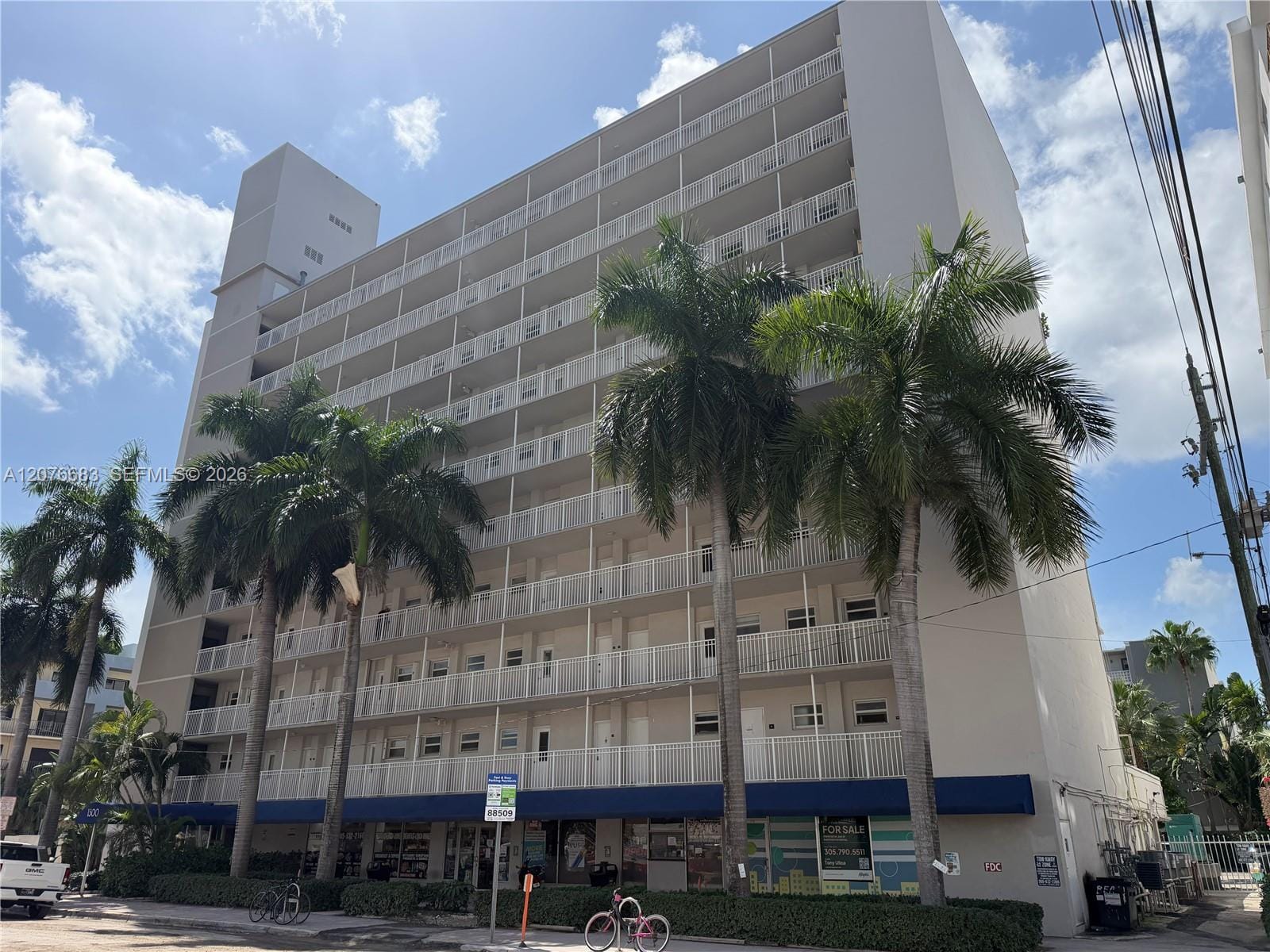 1300 Lincoln Road E705