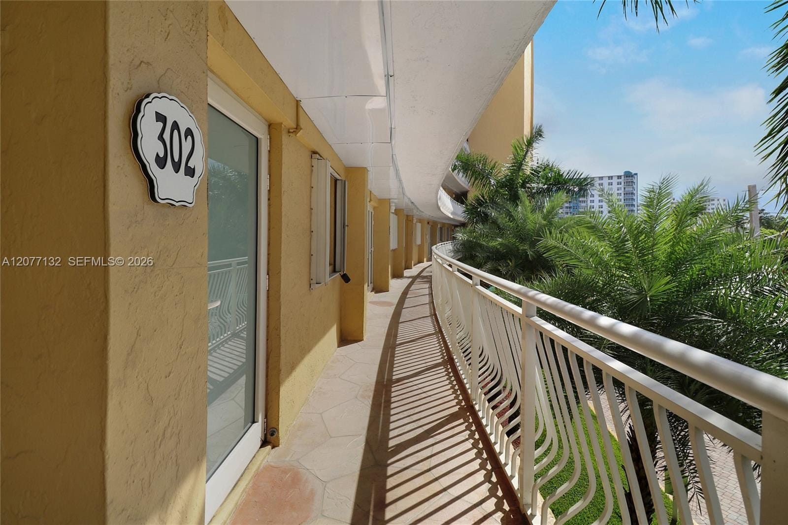 328 N Ocean Boulevard 302 — photo 2